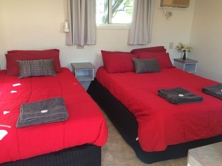 Motel Mataranka Roadhouse