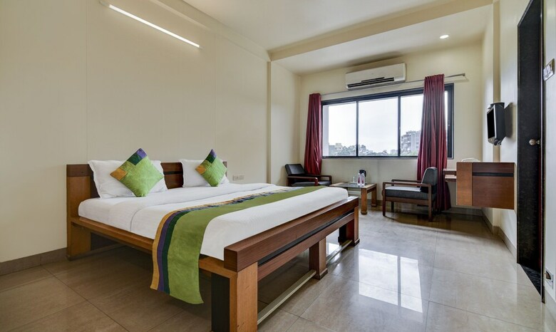 Hotel Treebo Trend Surya Nashik