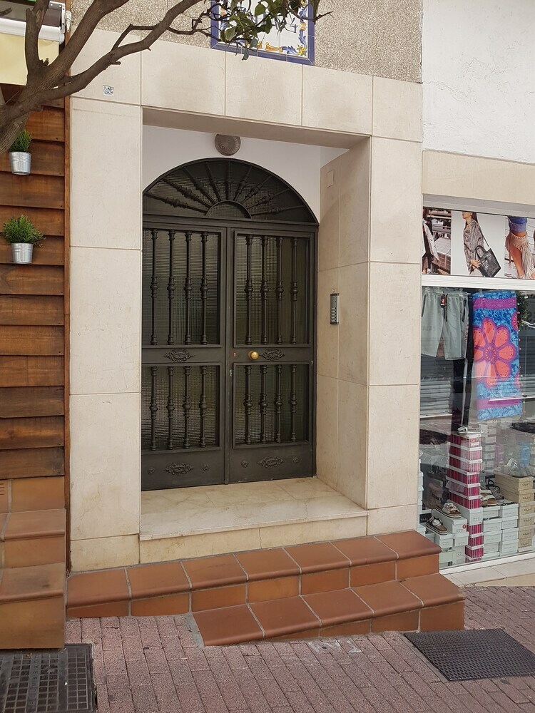 Apartment In Marbella's Old Town