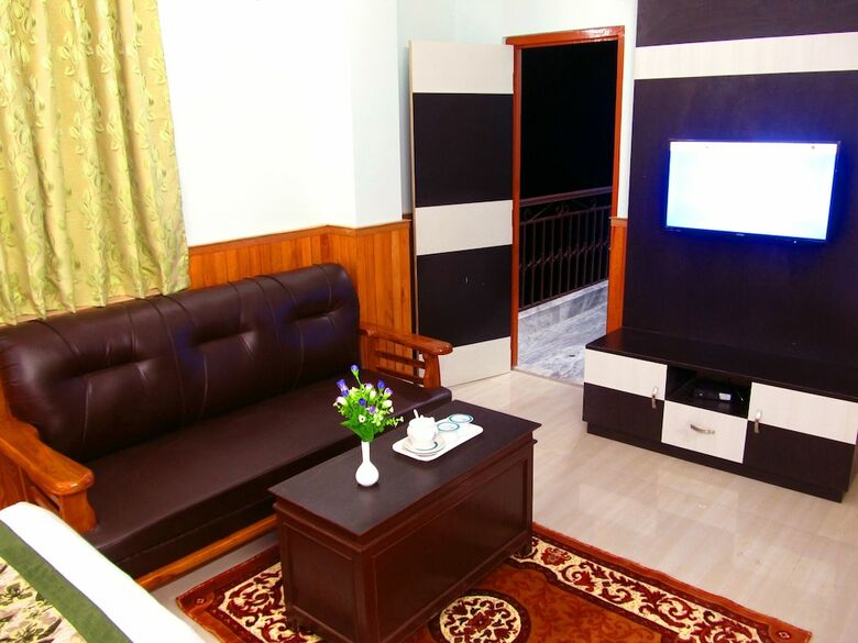 Retreat Hotel & Spa