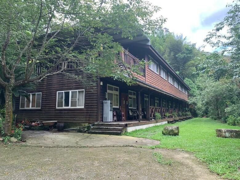 Bed & Breakfast Shanlin Songjing Leisure Farm