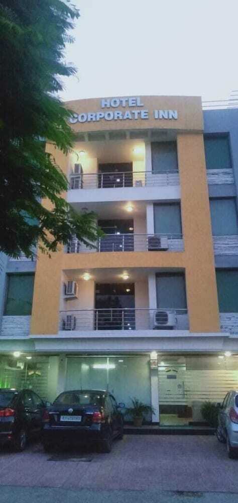 Hotel Corporate Inn