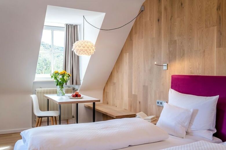Landhotel Wei�es Ro�