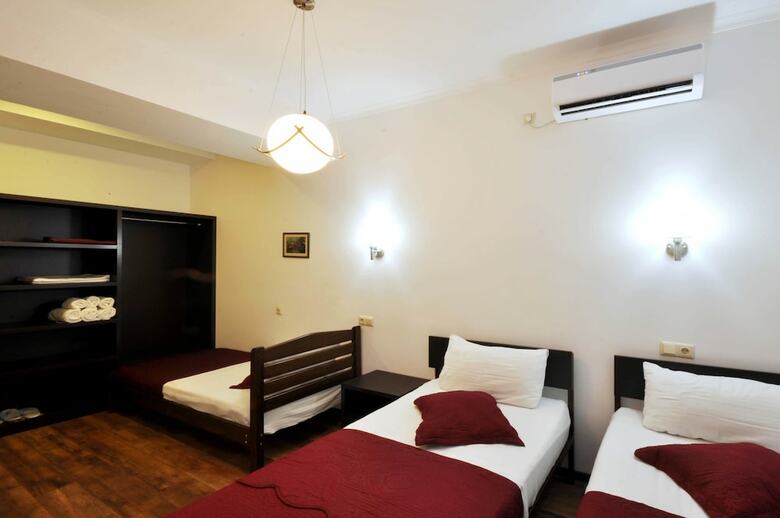Hotel Tbilisi Check In