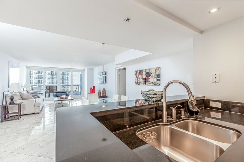 Apartamentos Ocean Breeze And Emerald Water