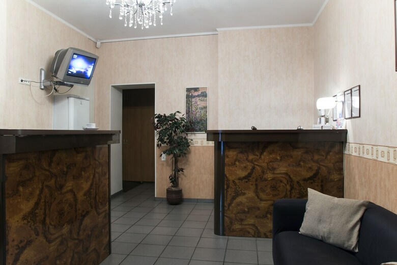 Columb Hotel