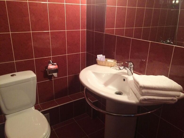 Columb Hotel