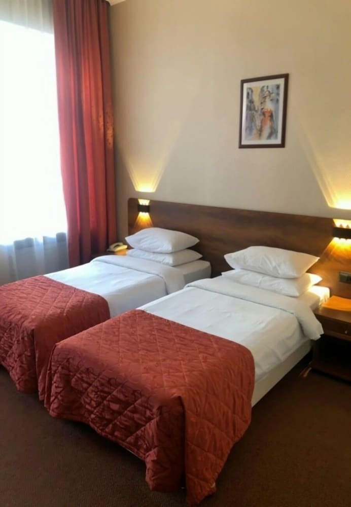 Columb Hotel
