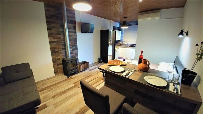 Hotel Perneia Rooms