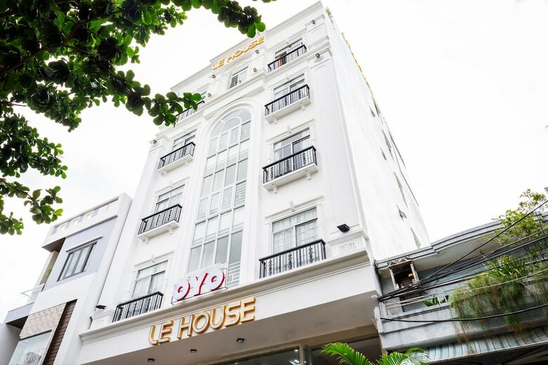 Oyo 320 Le House Hotel And Studio