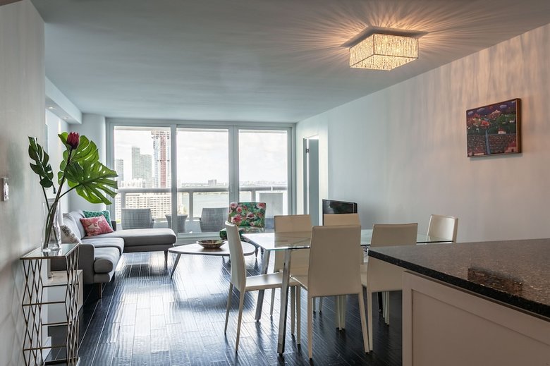 Apartamentos Cozy Oceanview Retreat On The Bay