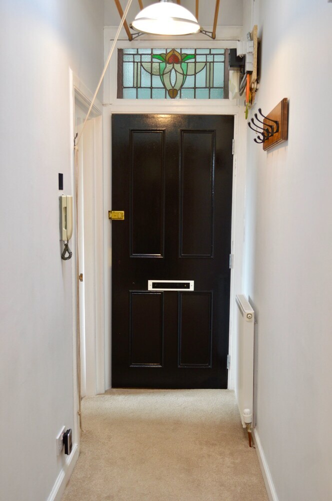 Apartamentos Comfortable 1 Bedroom Flat Near The Meadows