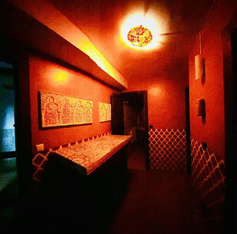 Arab House D�oro Alhambra Center