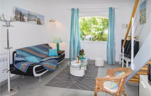 Holiday Home Eyragues Chemin De L'arenier II