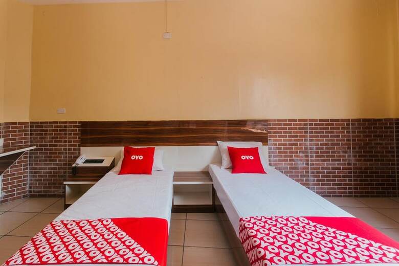 Oyo Hotel Green Mau�