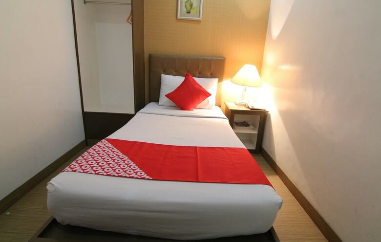 Oyo 106 24h City Hotel