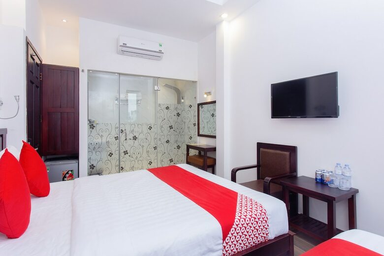 Oyo 525 Anazy Hotel
