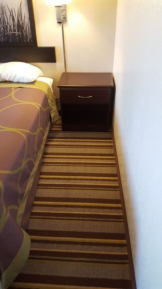 Hotel Super 8 By Wyndham Waynesboro