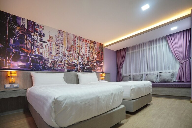 The Qube Fifty Hotel