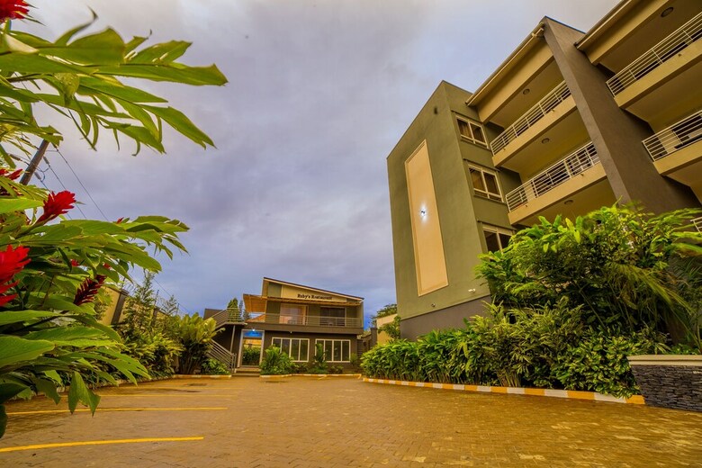 Aparthotel Natra Apartments