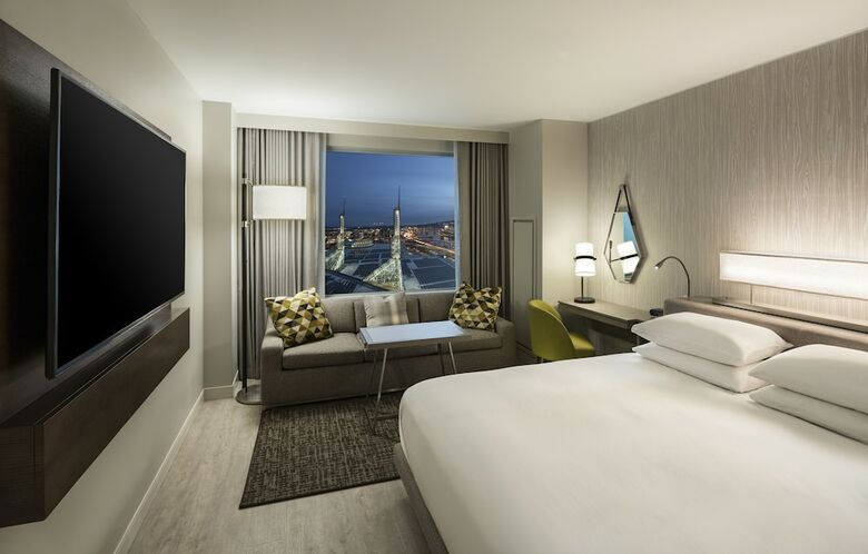 Hotel Hyatt Regency Portland At The Oregon Convention Center