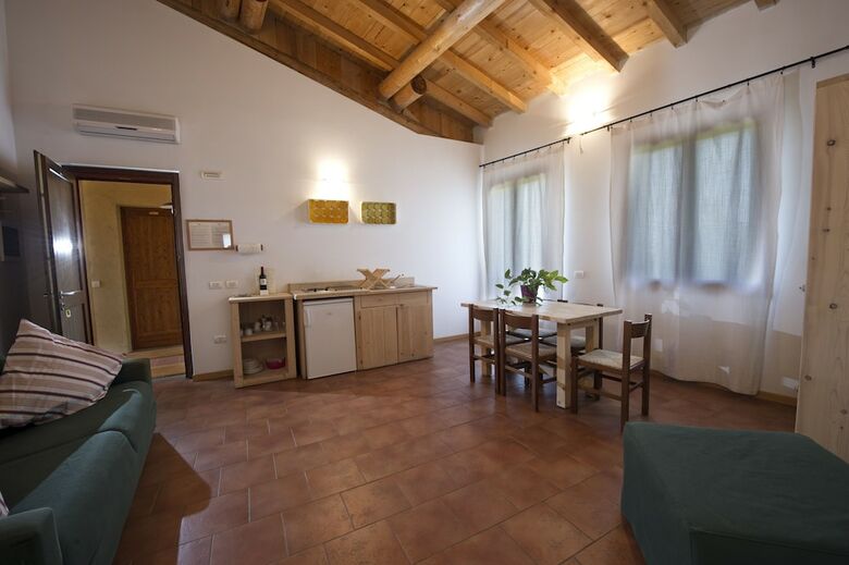 Agroturismo Borgo San Donino - Selva Capuzza