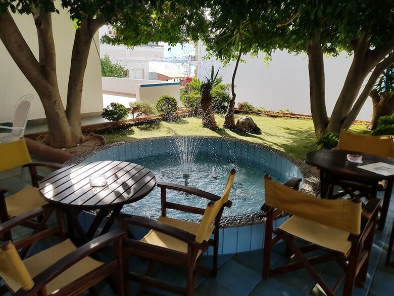 Aparthotel Amazones Villas Apartments