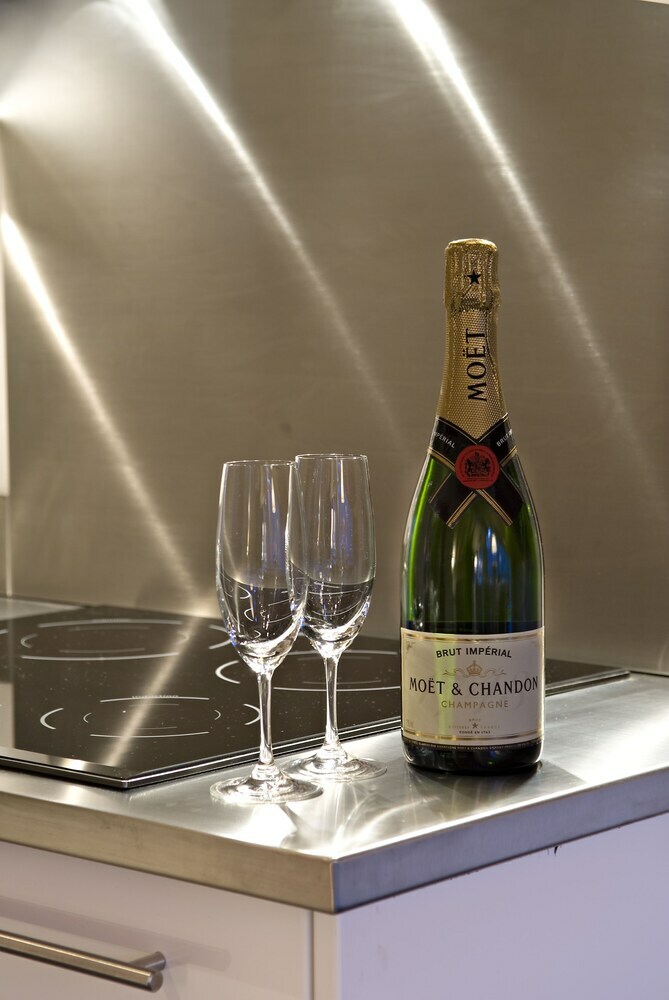 Chalet Altesse Serviced Apartments