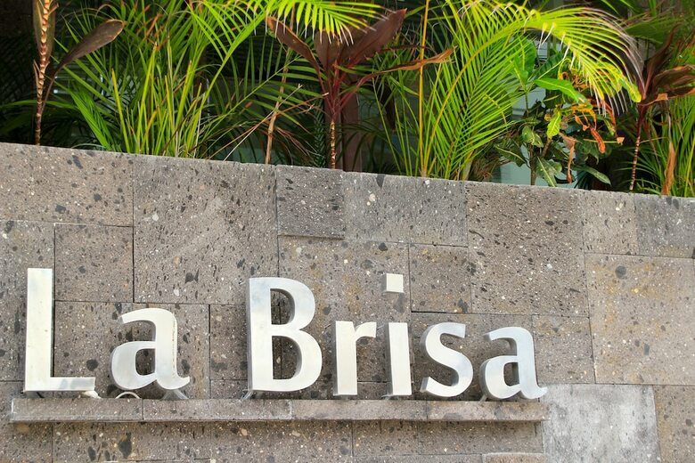 Apartamentos Las Brisas Condominios