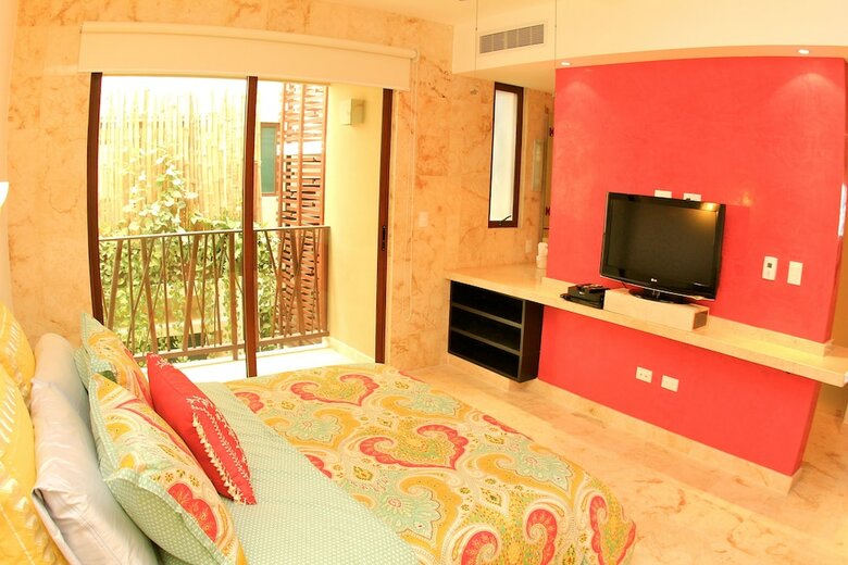 Apartamentos Las Brisas Condominios