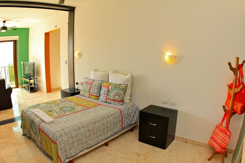 Apartamentos Las Brisas Condominios