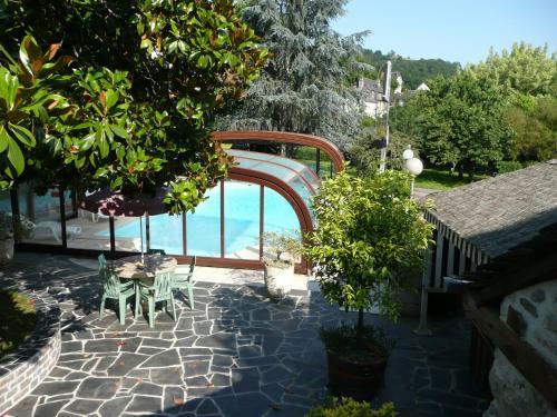 Hotel H�tel Du Lion D'or