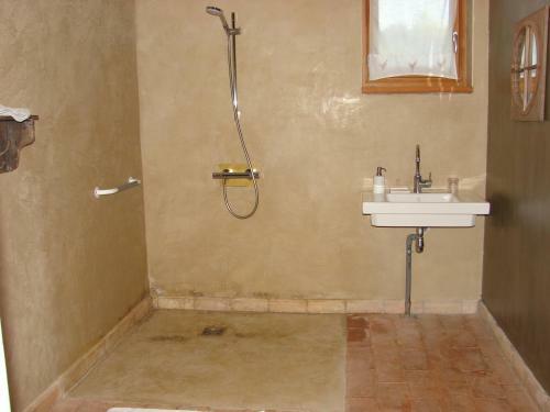 Hostal La Pierre Folle Chambres D'h�tes