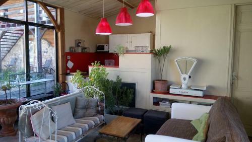 Hostal La Pierre Folle Chambres D'h�tes