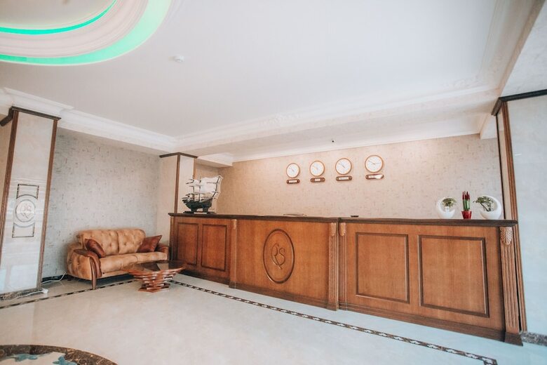 Royal Sapphire Hotel