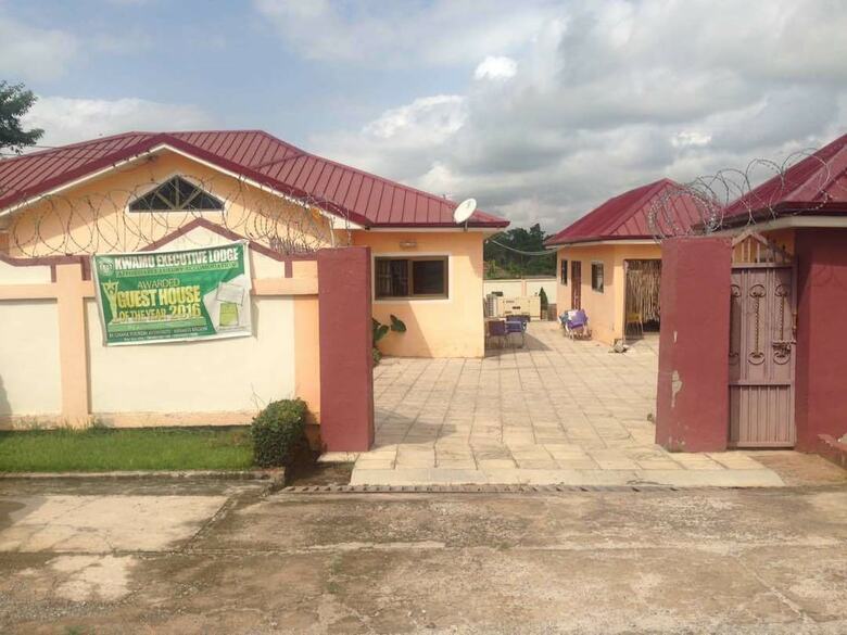 Hotel Kwamo Executive Lodge