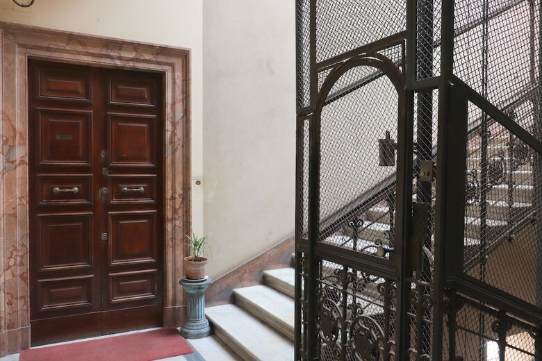 Trevi Palazzo Storico Suite B&B