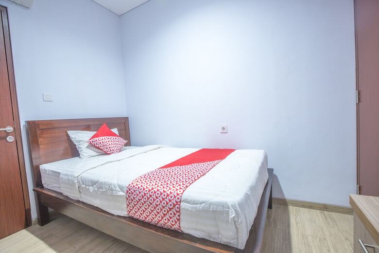 Hostal Oyo 1496 Weleri 07