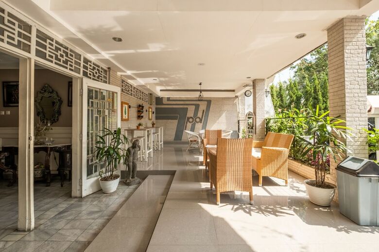Hostal Oyo 1444 Hotel Patradisa