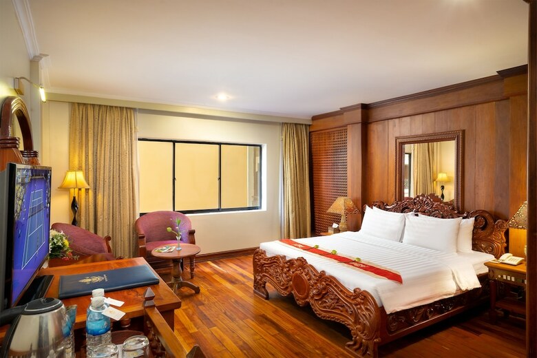 Dragon Royal Angkor Hotel
