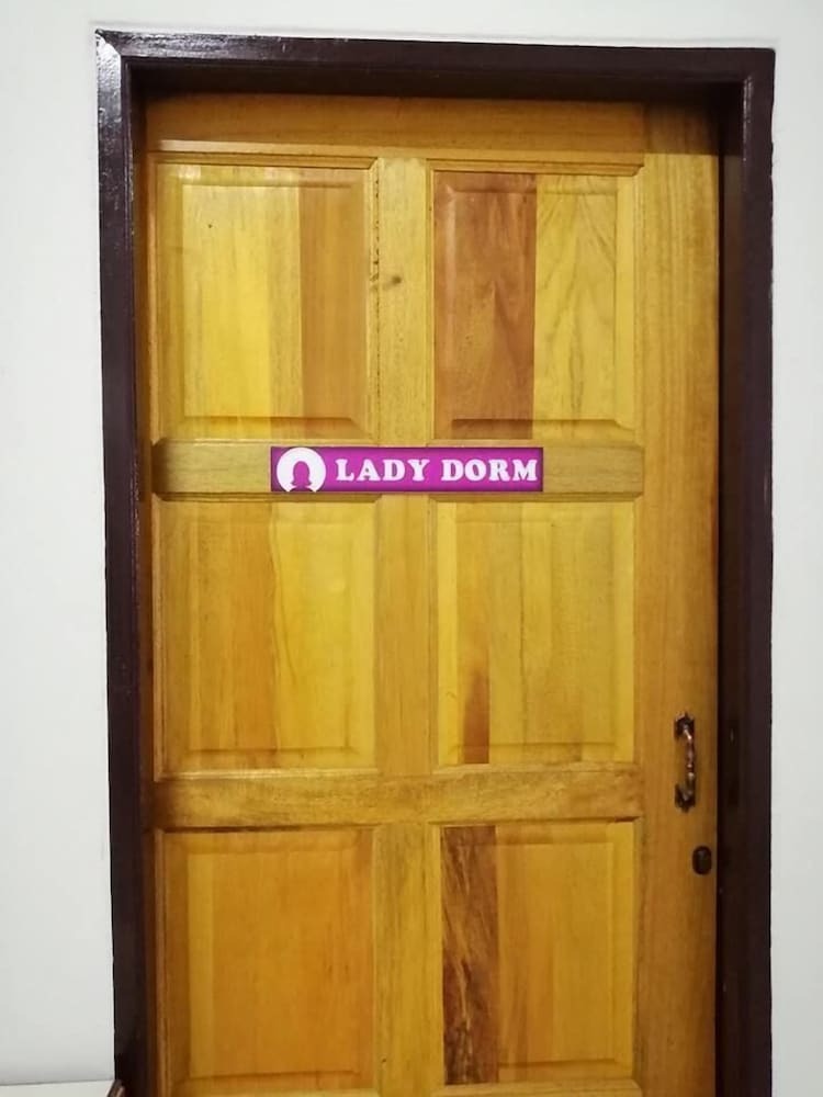 Hostal Cho Hostel And Sleep Box - Adults Only