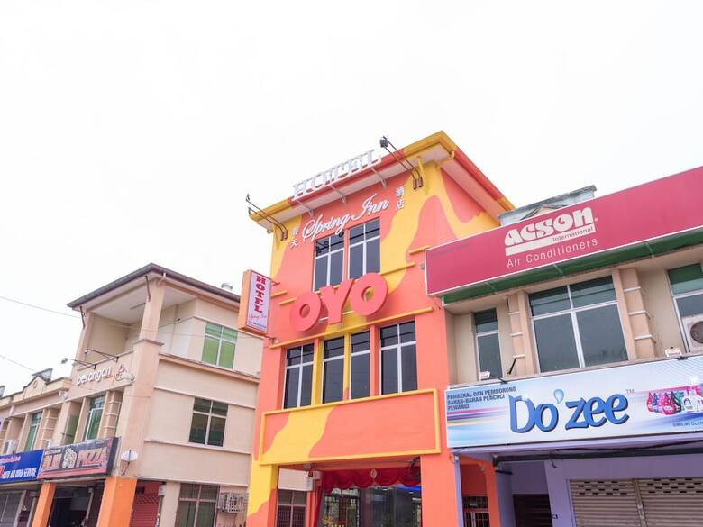 Oyo 89366 Spring Inn Hotel