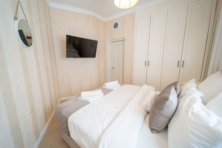 Amazing Apartment- 5 Min From The Beach