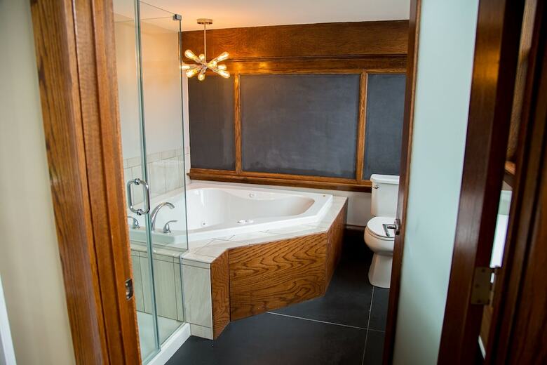 Hotel School 31 Lofts At Colors Studios