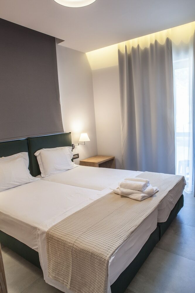 Hotel Anemos Rooms & Apartments