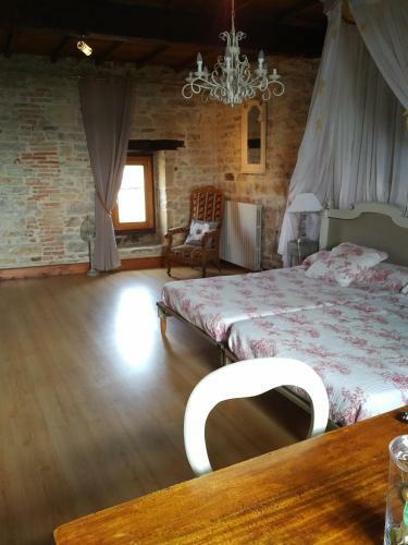 Hostal Auberge De La Halle