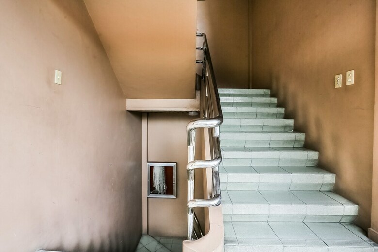 Hotel Oyo 250 A&b Complex