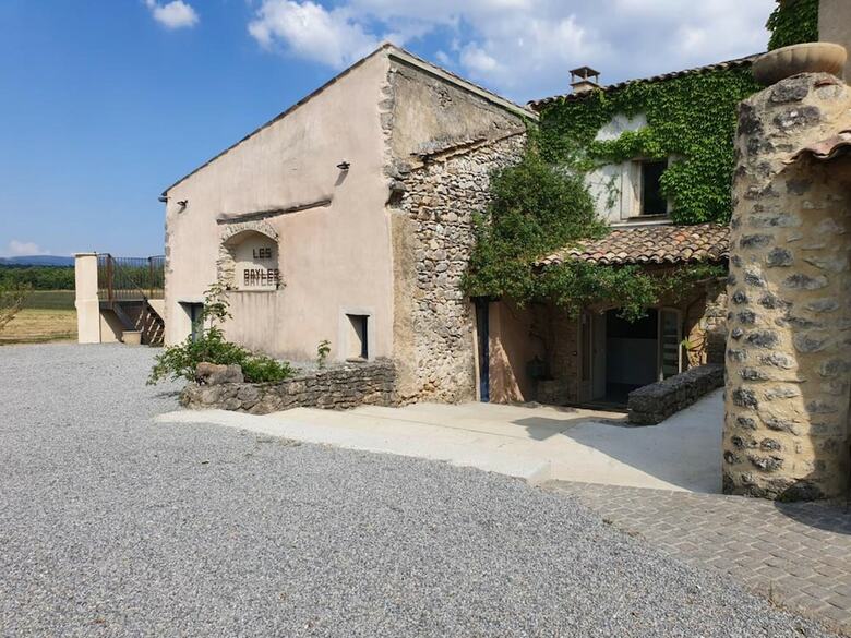 Bed & Breakfast Domaine Les Bayles - Chambres D'h�tes