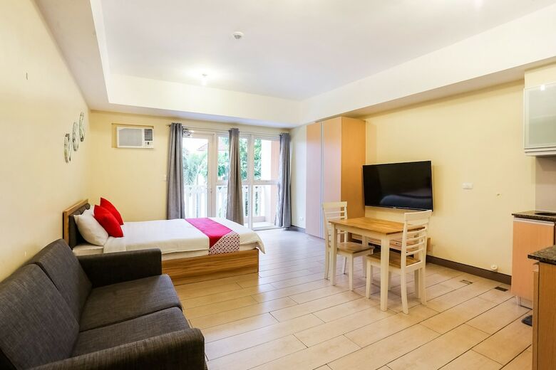 Hotel Oyo 260 The Venice Luxury Residences