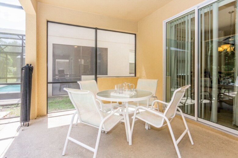 Lovely Vacation Home With Pool Pp8902